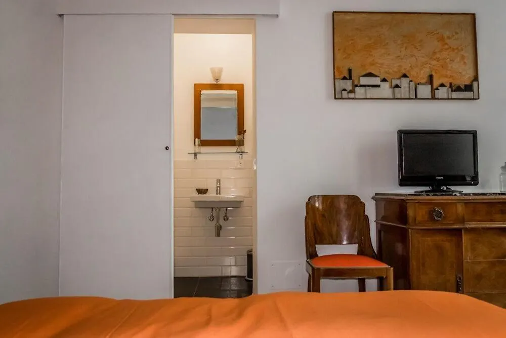 Bottega delle Arti Bed and Breakfast Roma 2*,  Italia